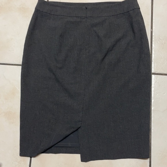 Skirts - Picture 7 of 8